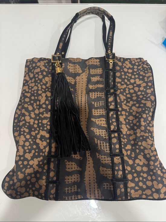 Tory Burch Handbags - Tory Burch Black and Brown Patterned Tote with Tassel